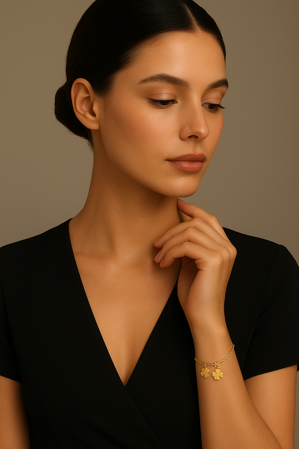Pulseira Dourada Trevo da Sorte – Aço Inoxidável